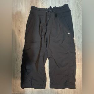 Lululemon studio crops size 10 unlined